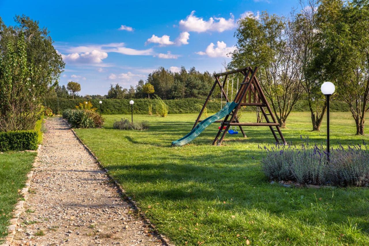 Lawendowy Ogrod Hotel Brzeg Luaran gambar